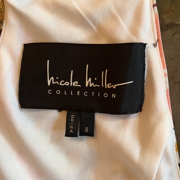 Stunning Nicole Miller Maxi Dress in beautiful shades of pink/turquoise/yellow. - Picture 3 of 3